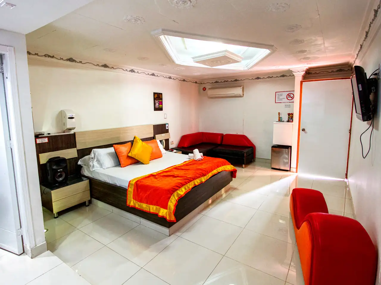 Suite 16